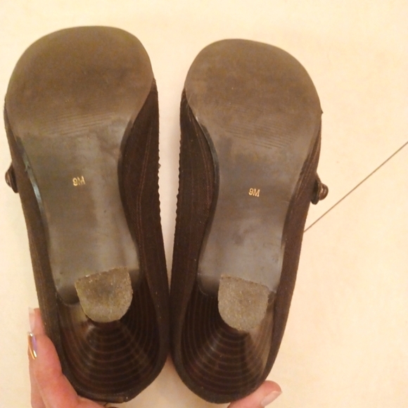 Women's Mudd Brown Dress Shoes - Picture 5 of 12